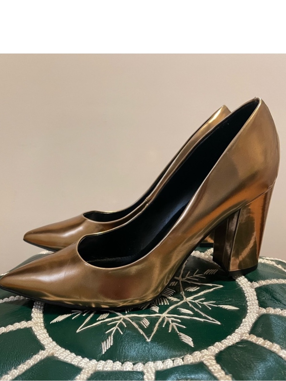 Marc Fisher Gold Block Heels 6